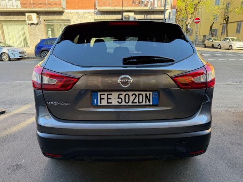 Nissan Qashqai  1.2 DIG-T N-Connecta