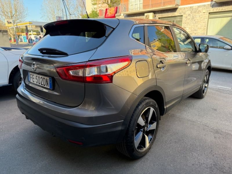 Nissan Qashqai  1.2 DIG-T N-Connecta