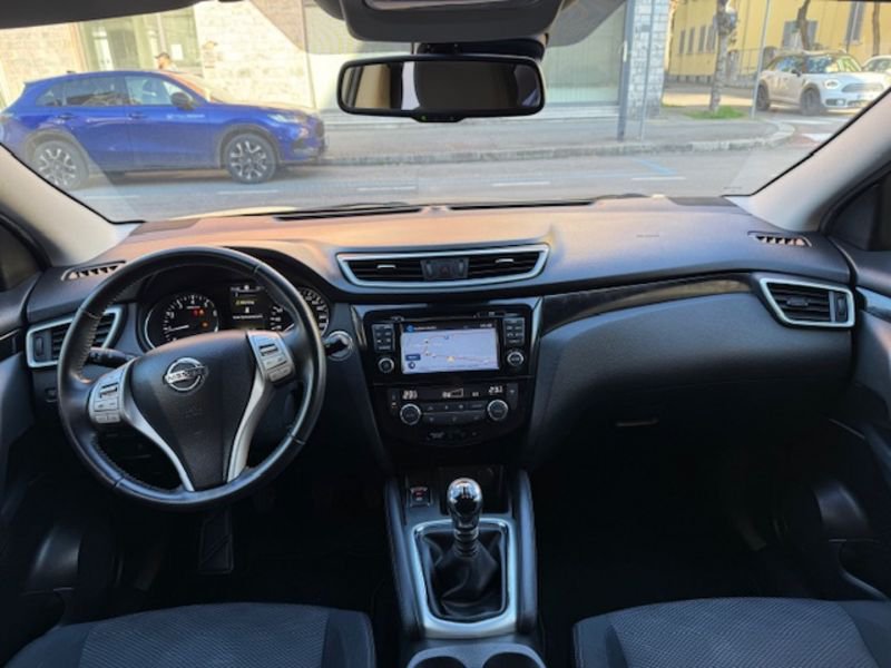 Nissan Qashqai  1.2 DIG-T N-Connecta