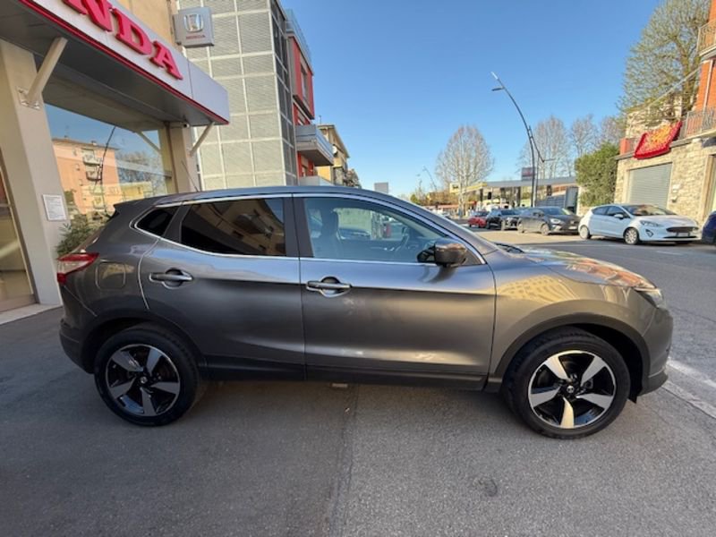 Nissan Qashqai  1.2 DIG-T N-Connecta